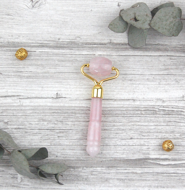 mini-rouleau-de-jade-aventurine-anti-acne